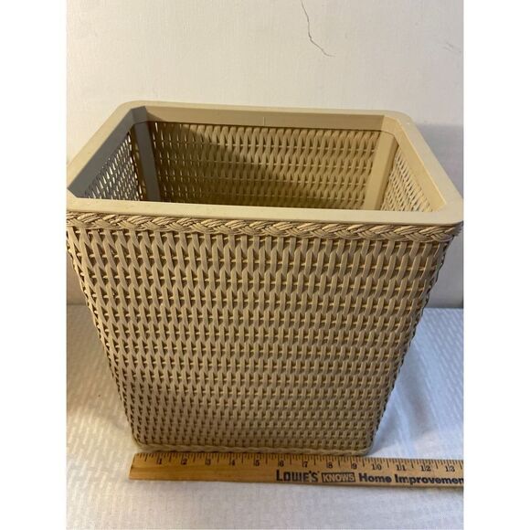 Gray faux wicker bathroom trash can Vintage Retro - Picture 1 of 4